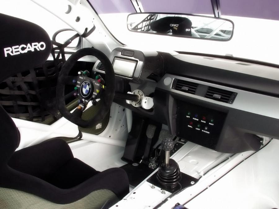  BMW 320i WTCC 2006 года  (фото 2 из 10)